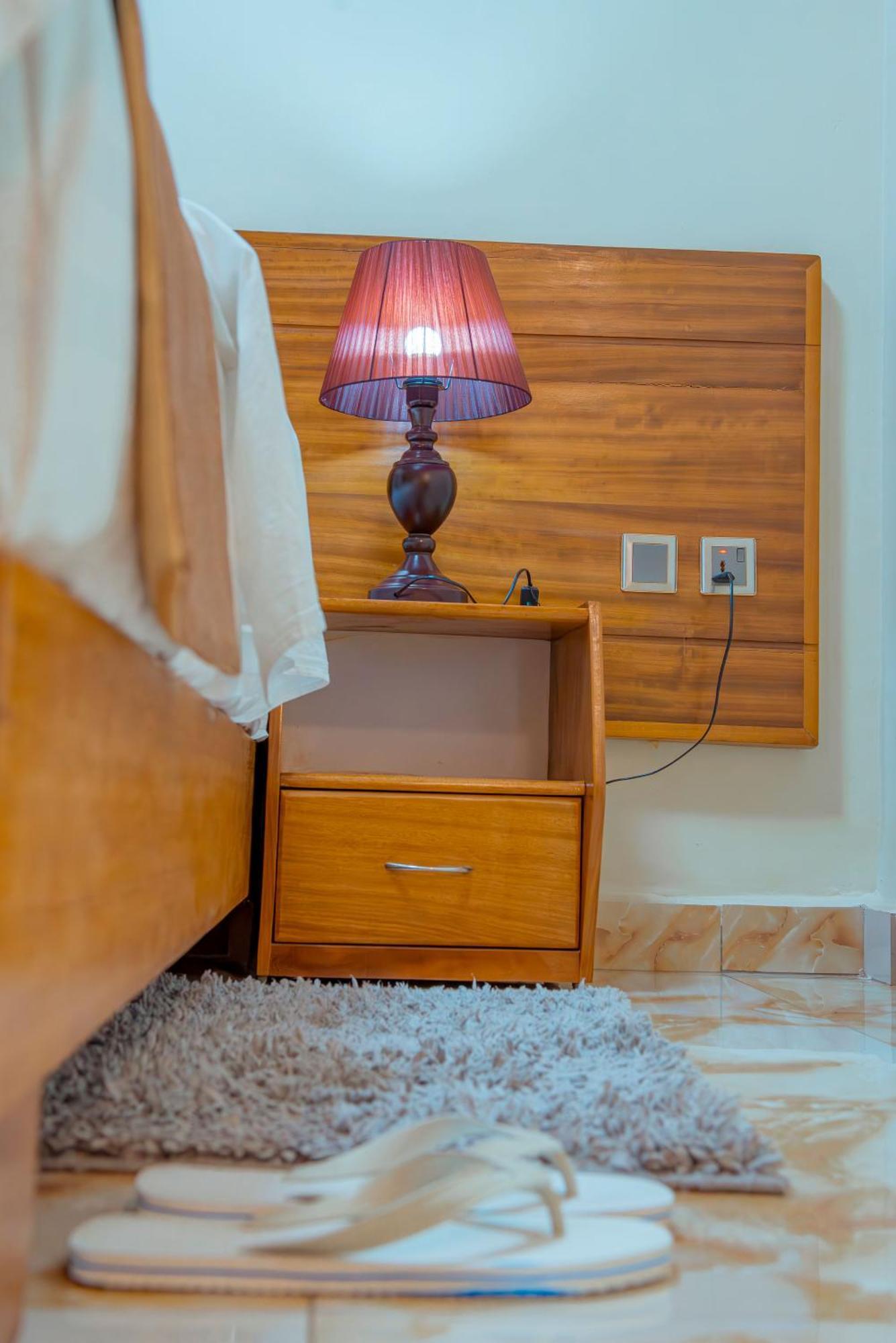 קיגאלי Mountain View Hotel & Apartment מראה חיצוני תמונה